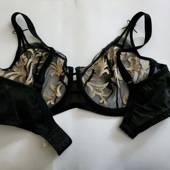Vintage Felina Lace Embroidered Bra